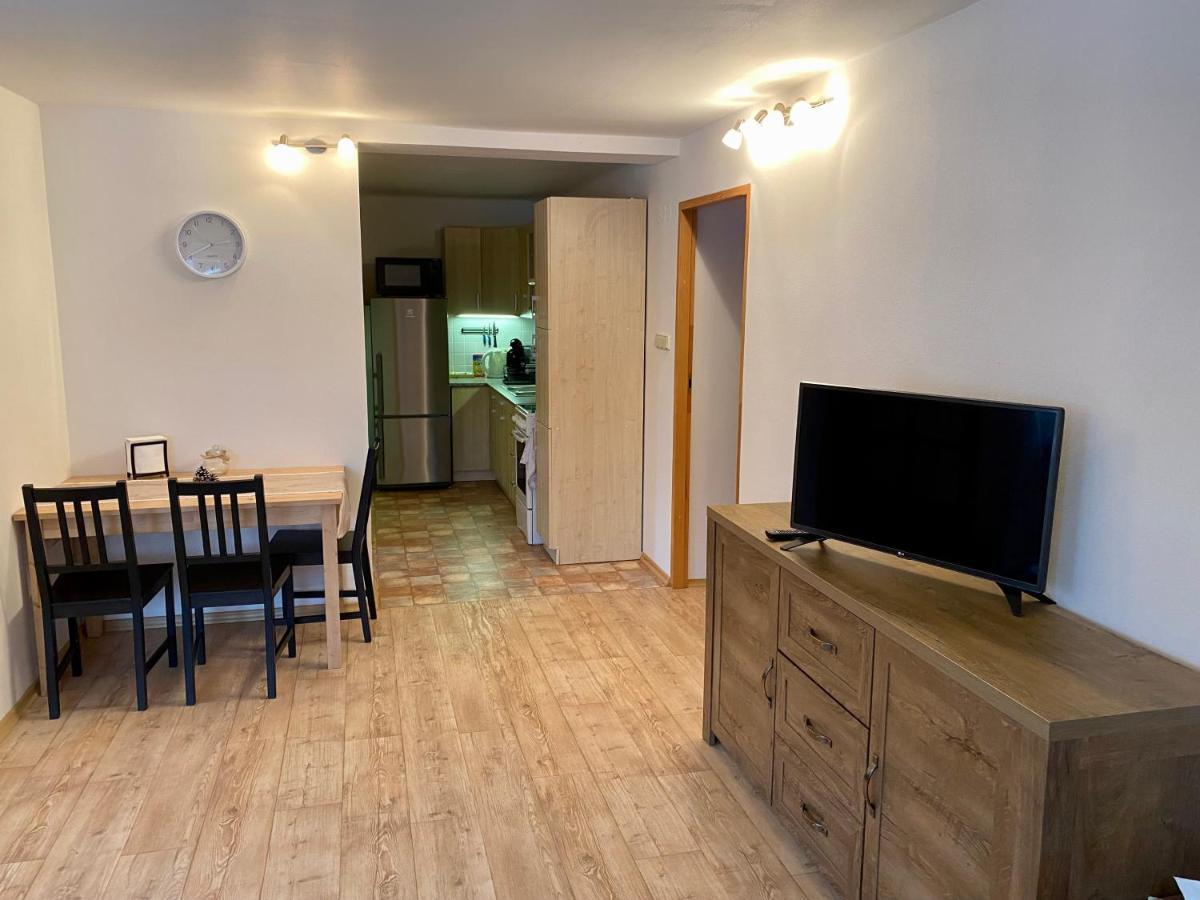 Apartman Pod Lesem Svoboda nad Upou Luaran gambar